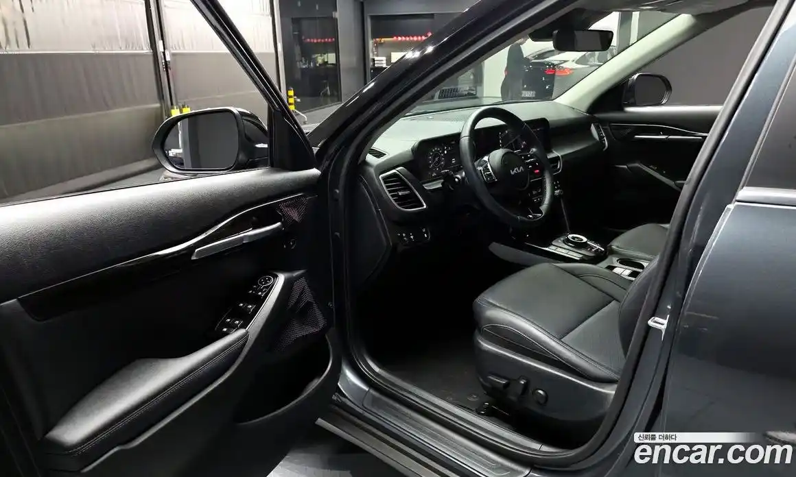 Kia Seltos 2024 1.6 Автомат в Москве № 114327, фото 7