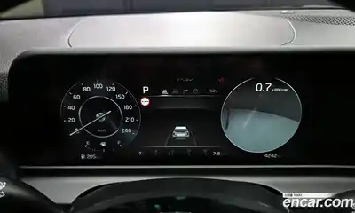 Kia Seltos 2024 1.6 Автомат в Москве № 114327, миниатюра 10