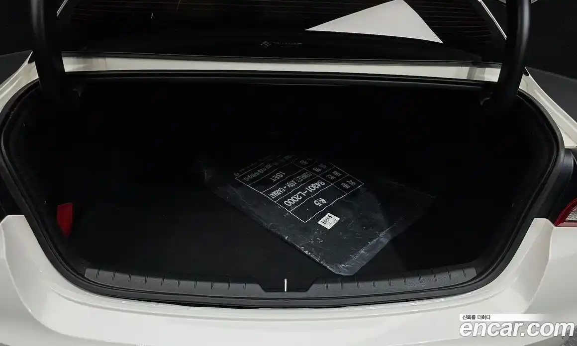 Kia K5 2023 1.6 Автомат в Москве № 115535, фото 16