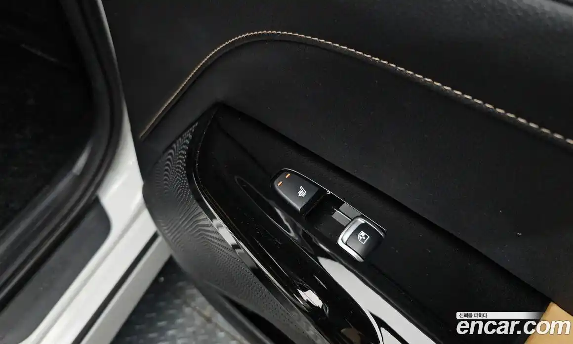 Kia K5 2023 1.6 Автомат в Москве № 115535, фото 2