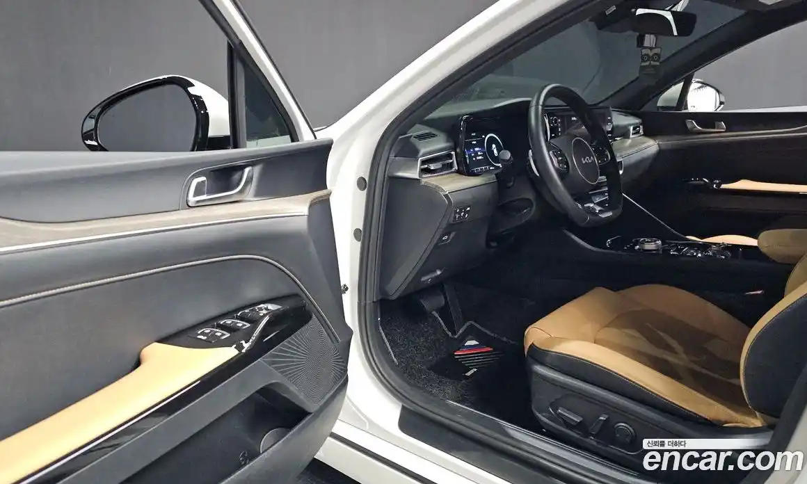 Kia K5 2023 1.6 Автомат в Москве № 115535, фото 4