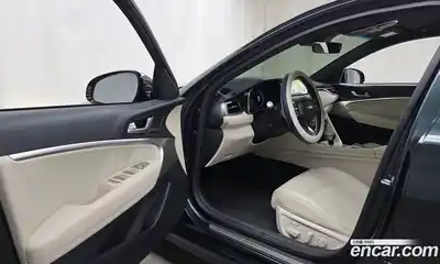 Genesis G70 2024 2.5 Автомат в Москве № 116780, миниатюра 6