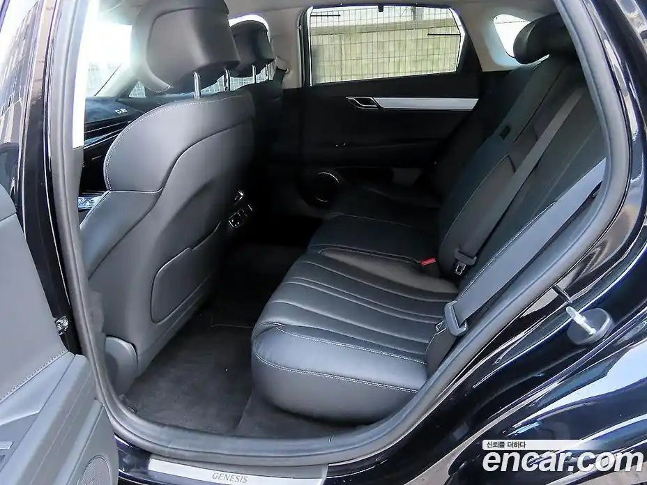 Genesis G80 2021 2.5 Автомат в Москве № 117554, фото 6