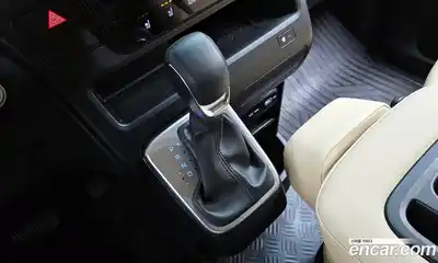 Hyundai Staria, 2024