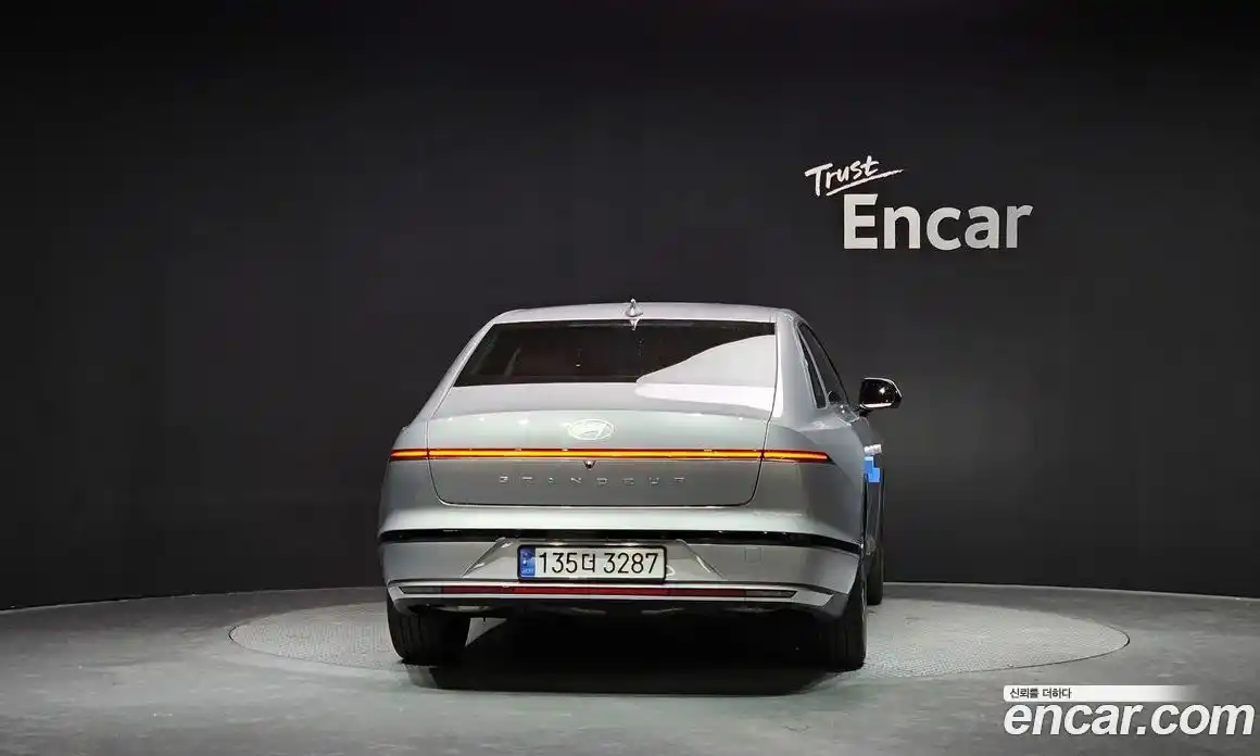 Hyundai Grandeur 2023 2.5 Автомат в Москве № 119769, фото 15