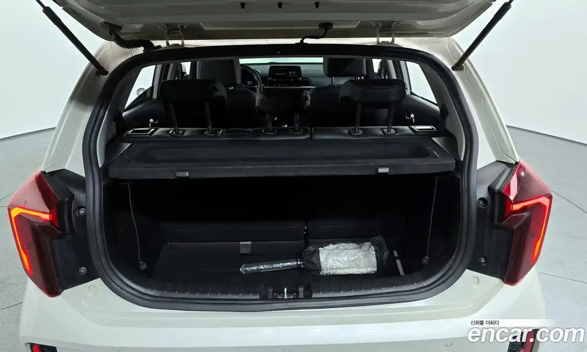 Kia Morning 2024 1.0 Автомат в Москве № 120748, фото 1