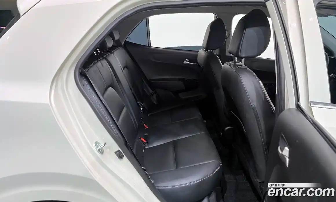 Kia Morning 2024 1.0 Автомат в Москве № 120748, фото 17