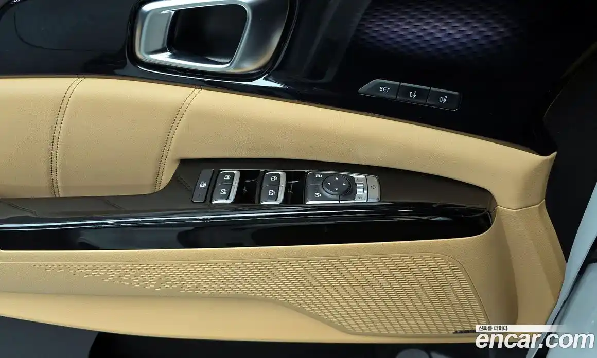 Kia Canival 2021 3.5 Автомат в Москве № 121215, фото 17