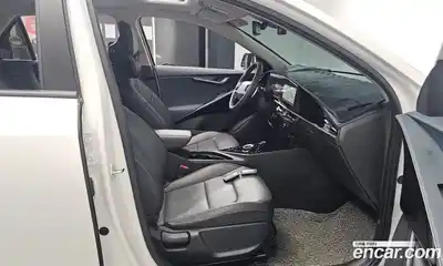 Kia Niro 2023 1.6 Автомат в Москве № 123135, миниатюра 11