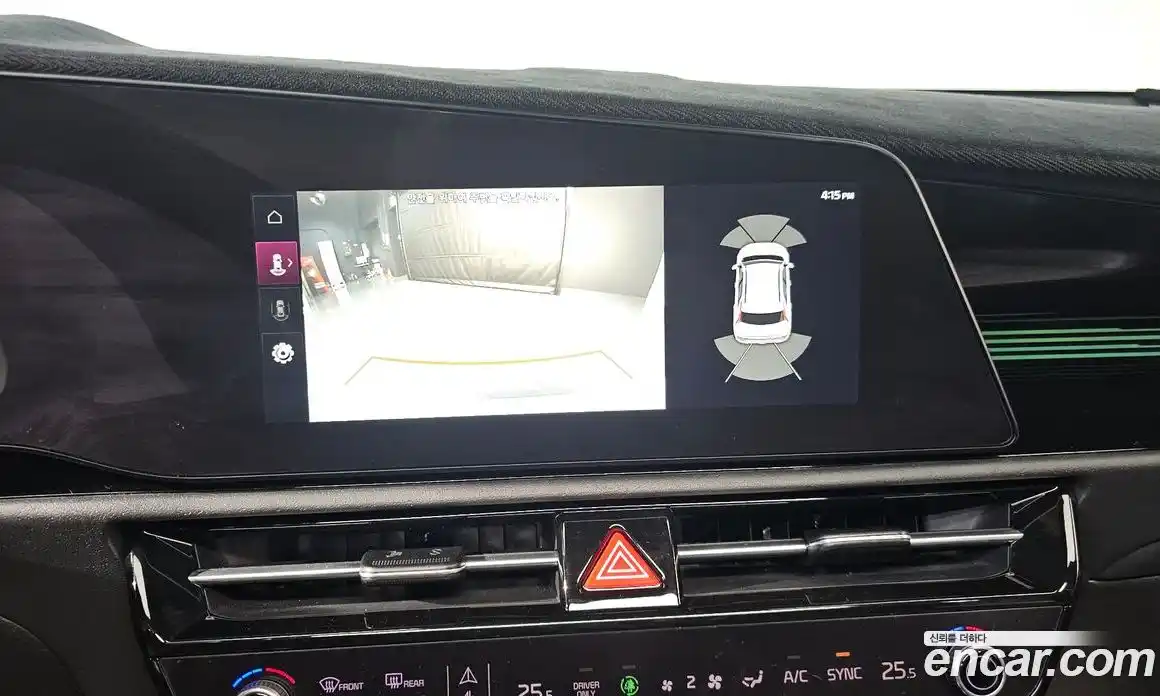 Kia Niro 2023 1.6 Автомат в Москве № 123135, фото 15