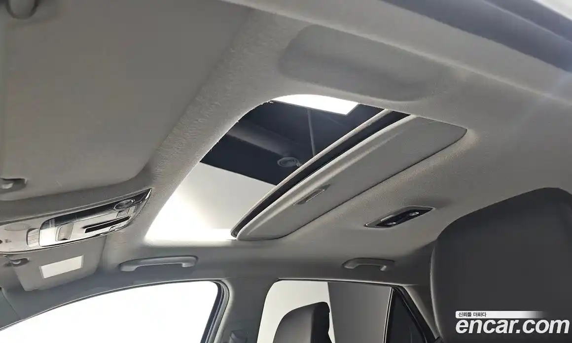 Kia Niro 2023 1.6 Автомат в Москве № 123135, фото 19