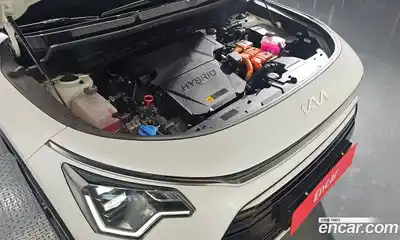 Kia Niro 2023 1.6 Автомат в Москве № 123135, миниатюра 6