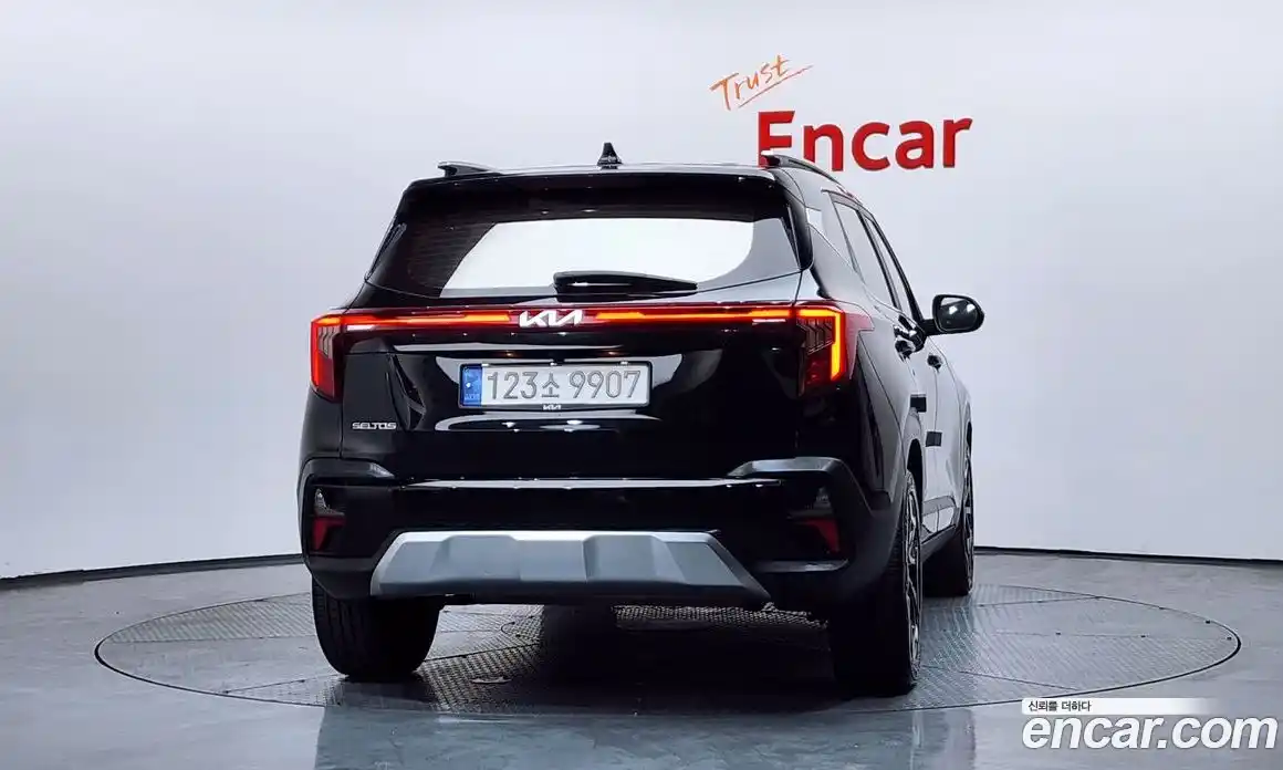 Kia Seltos 2023 1.6 Автомат в Москве № 123904, фото 19