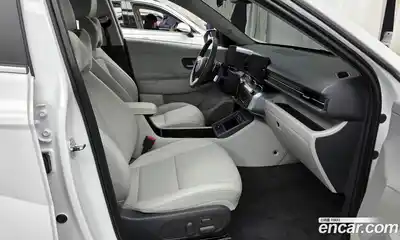 Hyundai Kona 2025 1.6 Автомат в Москве № 124474, миниатюра 6