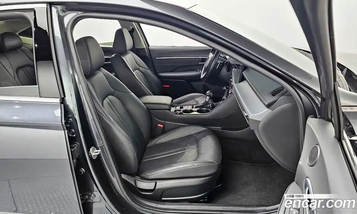 Hyundai Sonata 2024 2.0 Автомат в Москве № 125260, фото 10