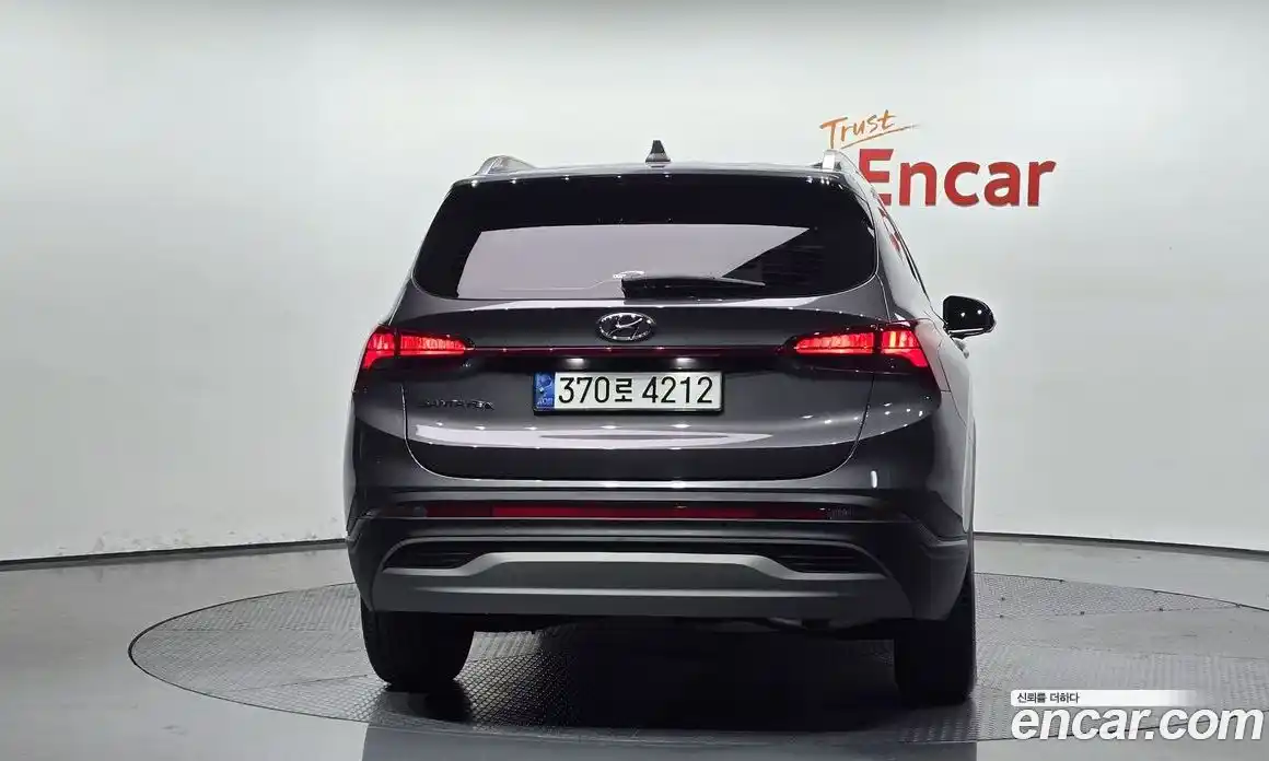 Hyundai Santa Fe 2022 2.5 Автомат в Москве № 126884, фото 4