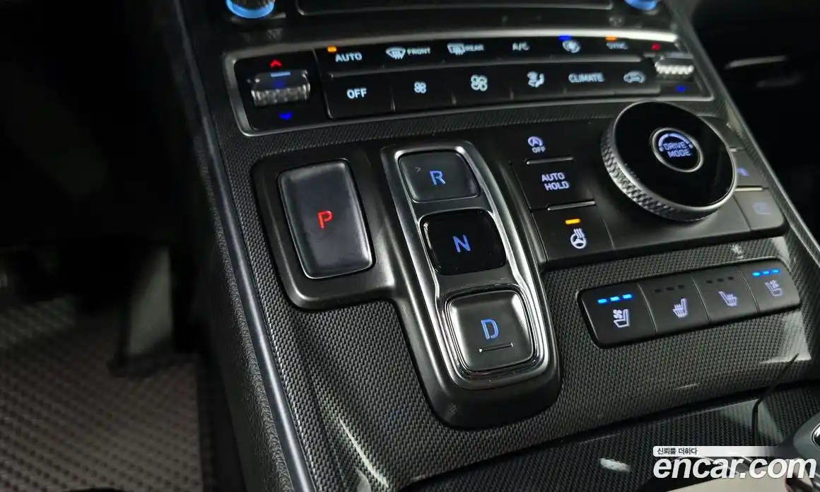 Hyundai Santa Fe 2022 2.5 Автомат в Москве № 126884, фото 9