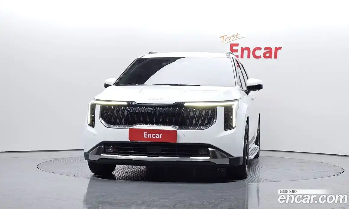 Kia Canival 2024 3.5 Автомат в Москве № 127605, фото 3