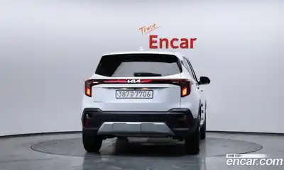 Kia Seltos 2025 2.0 Автомат в Москве № 128086, миниатюра 4