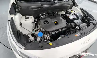 Kia Seltos 2025 2.0 Автомат в Москве № 128086, миниатюра 6