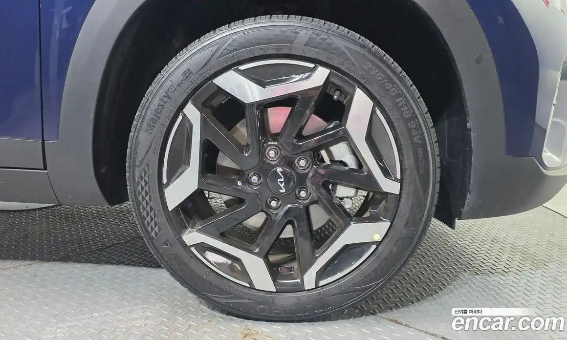 Kia Seltos 2024 2.0 Автомат в Москве № 128585, фото 8