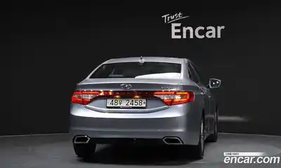 Hyundai Grandeur 2015 2.4 Автомат в Москве № 130228, миниатюра 4