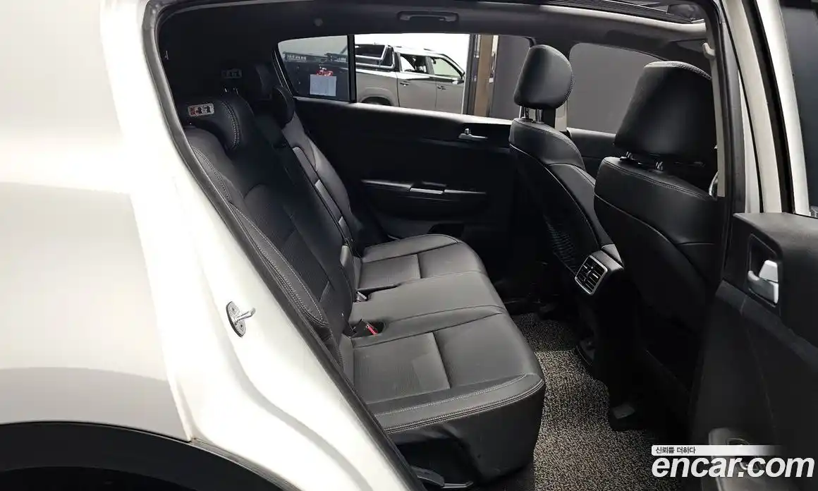 Kia Sportage 2018 1.7 Автомат в Москве № 131512, фото 9