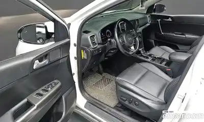 Kia Sportage 2018 1.7 Автомат в Москве № 131512, миниатюра 10