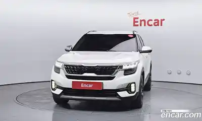 Kia Seltos 2022 1.6 Автомат в Москве № 132990, миниатюра 3