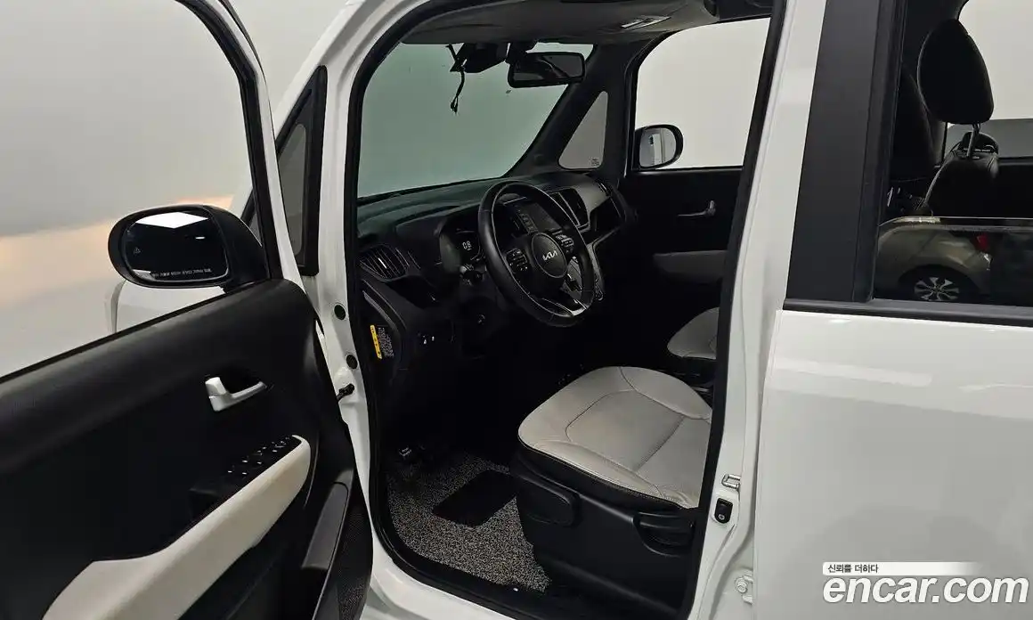 Kia Ray 2023 1.0 Автомат в Москве № 132993, фото 18