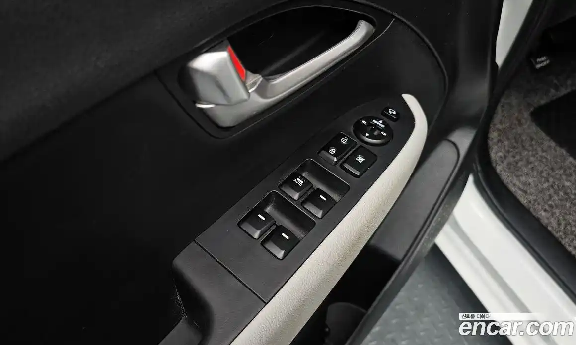 Kia Ray 2023 1.0 Автомат в Москве № 132993, фото 10