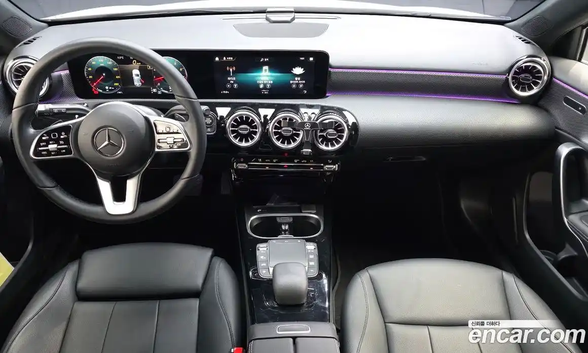 Mercedes-Benz A-Class 2022 2.0 Автомат в Москве № 137915, фото 16