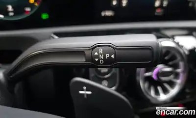 Mercedes-Benz A-Class 2022 2.0 Автомат в Москве № 137915, миниатюра 3