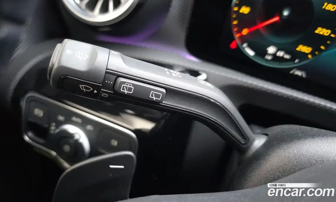 Mercedes-Benz A-Class 2022 2.0 Автомат в Москве № 137915, фото 4