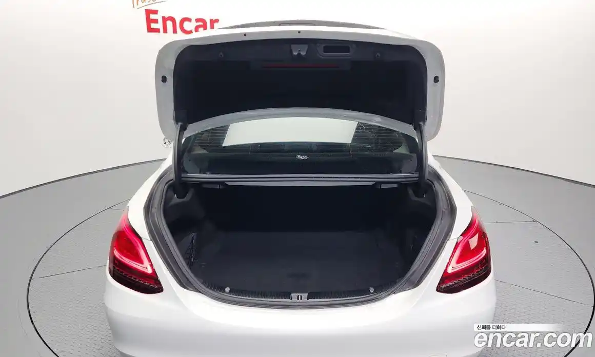 Mercedes-Benz C-Class 2020 1.9 Автомат в Москве № 138010, фото 20