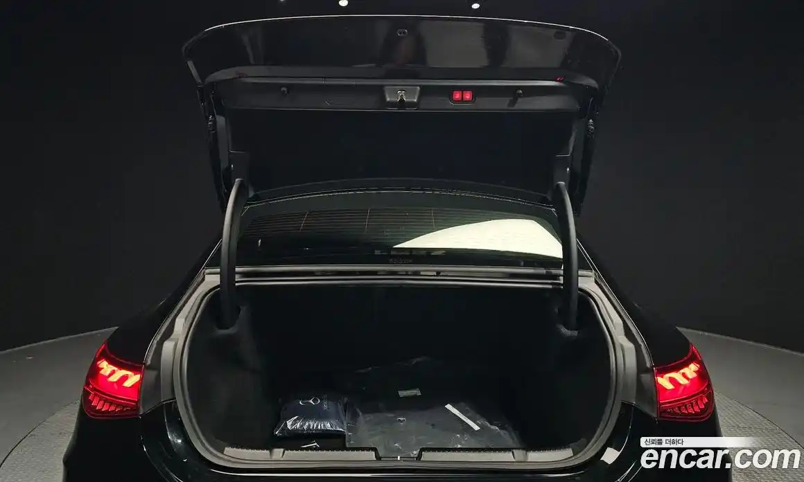 Mercedes-Benz EQE 2023 0.3 Автомат в Москве № 142482, фото 20