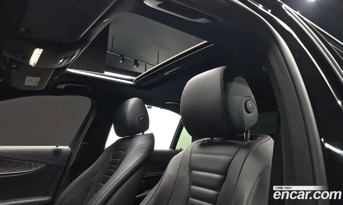 Mercedes-Benz E-Class 2022 2.0 Автомат в Москве № 142605, фото 16