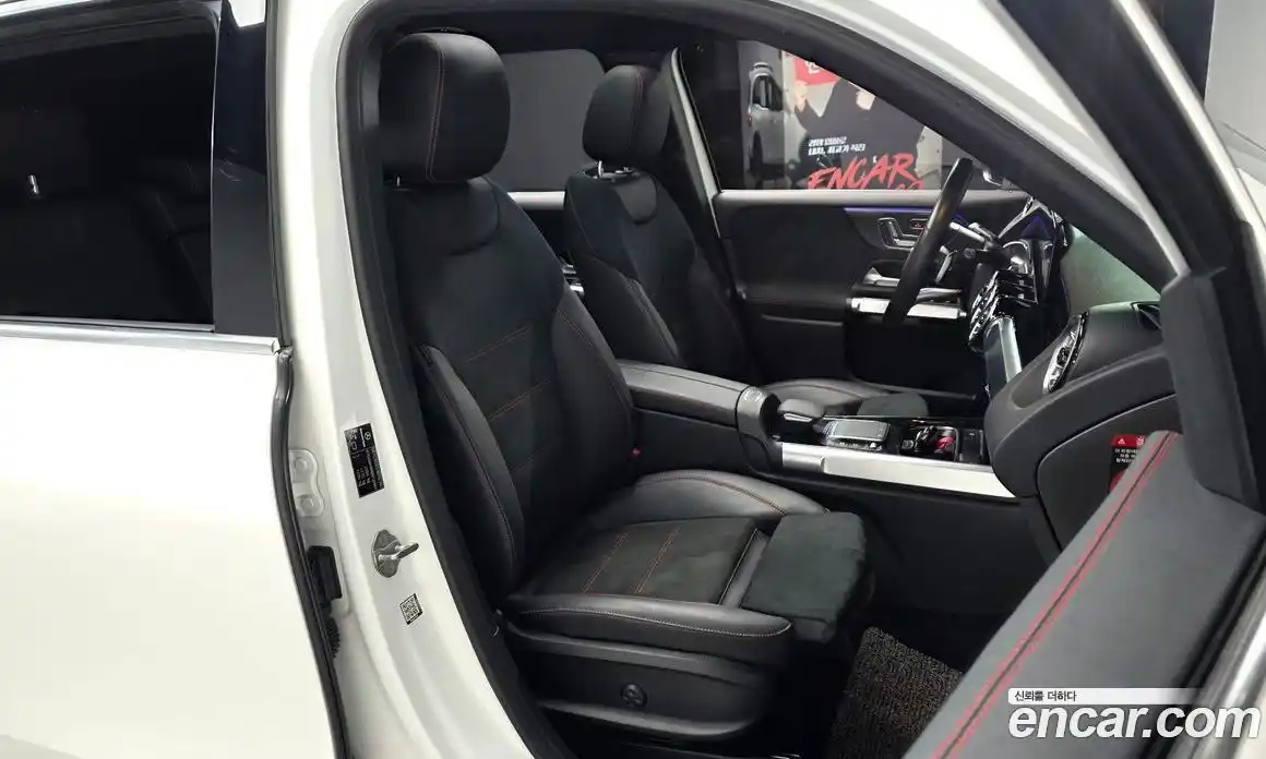 Mercedes-Benz GLB-Class 2021 2.0 Автомат в Москве № 143760, фото 10