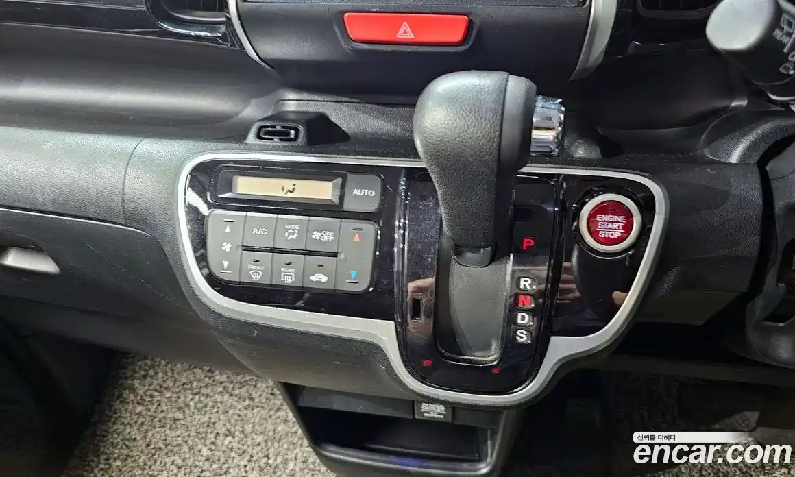 Honda N-BOX 2015 0.7 Автомат в Москве № 151638, фото 4