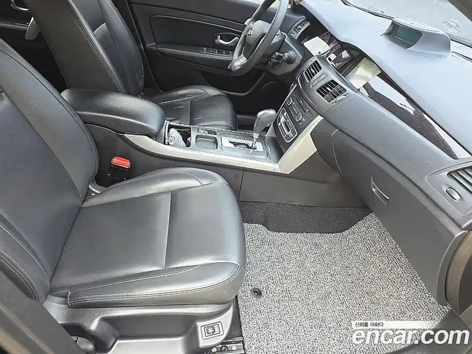 Renault SM5 2014 1.5 Автомат в Москве № 152537, фото 12