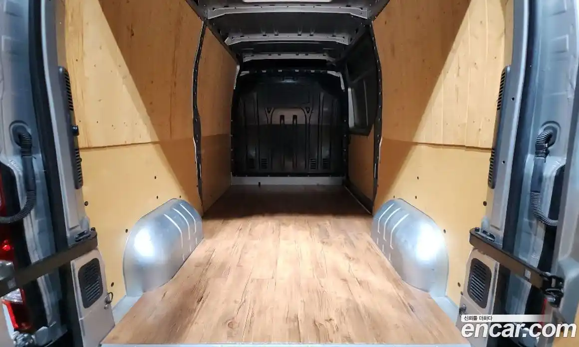 Renault Master 2019 2.3 Механическая в Москве № 152689, фото 20