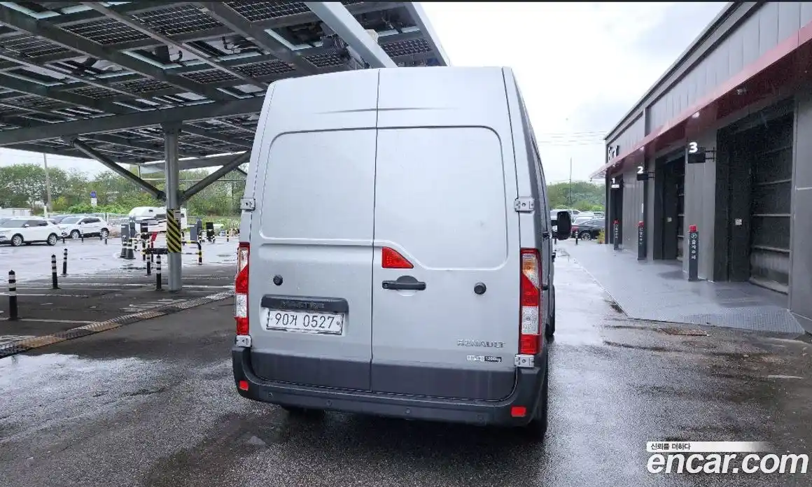 Renault Master 2019 2.3 Механическая в Москве № 152689, фото 4
