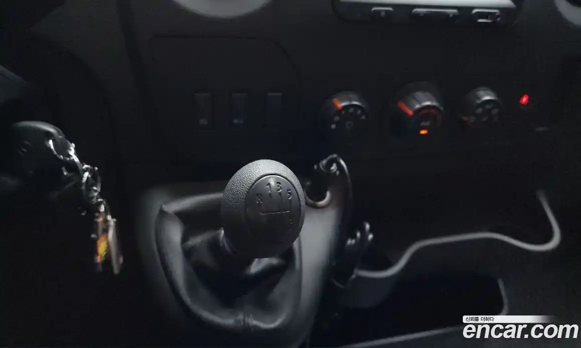 Renault Master 2019 2.3 Механическая в Москве № 152689, фото 9