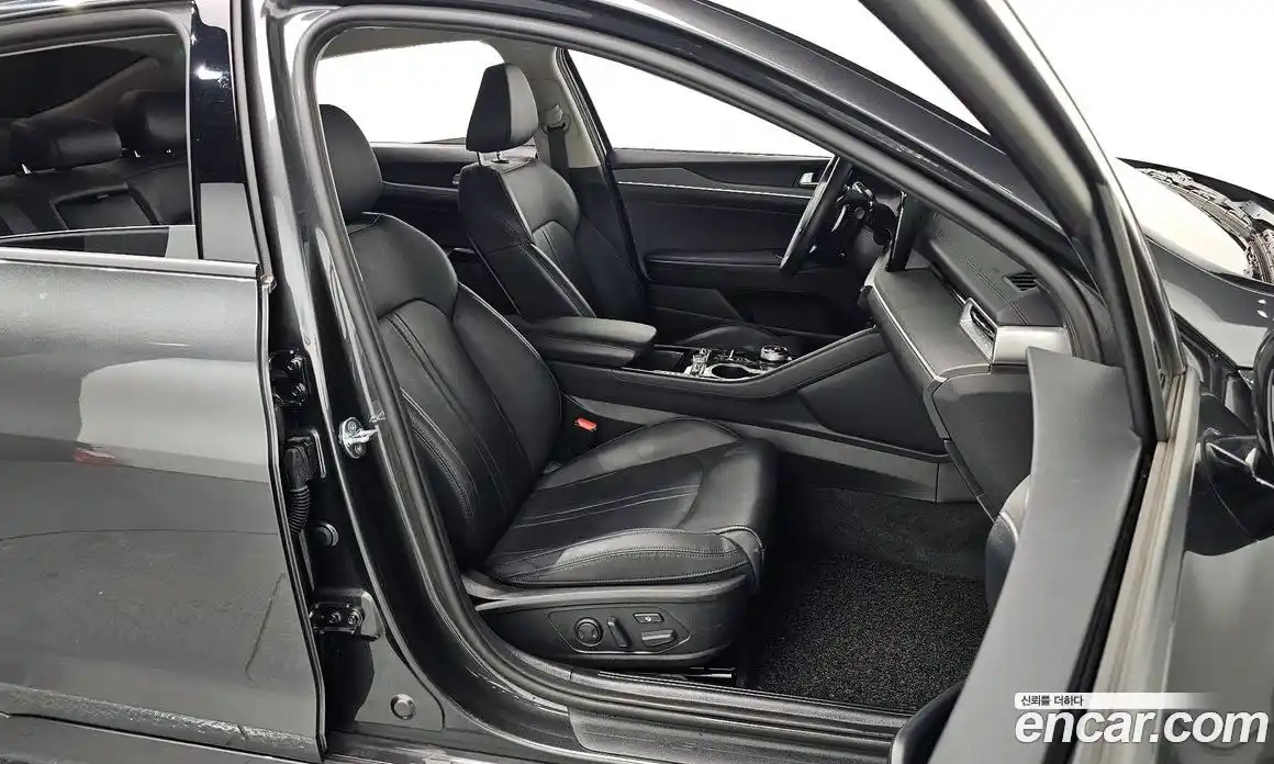 Kia K5 2023 2.0 Автомат в Москве № 15340, фото 8