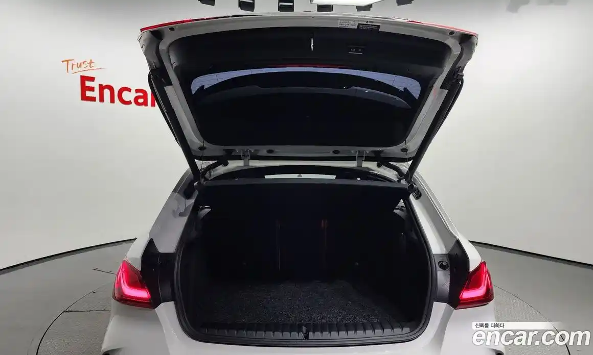 BMW 1-Series 2024 2.0 Автомат в Москве № 154348, фото 20