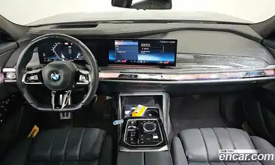 BMW 7-Series 2024 3.0 Автомат в Москве № 154647, миниатюра 4