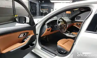 BMW 3-Series 2022 2.0 Автомат в Москве № 156978, миниатюра 4