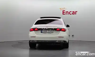 Mercedes-Benz E-Class 2024 3.0 Автомат в Москве № 160238, миниатюра 4