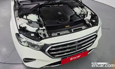 Mercedes-Benz E-Class 2024 3.0 Автомат в Москве № 160238, миниатюра 6