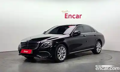 Mercedes-Benz E-Class 2020 2.0 Автомат в Москве № 160996, миниатюра 2